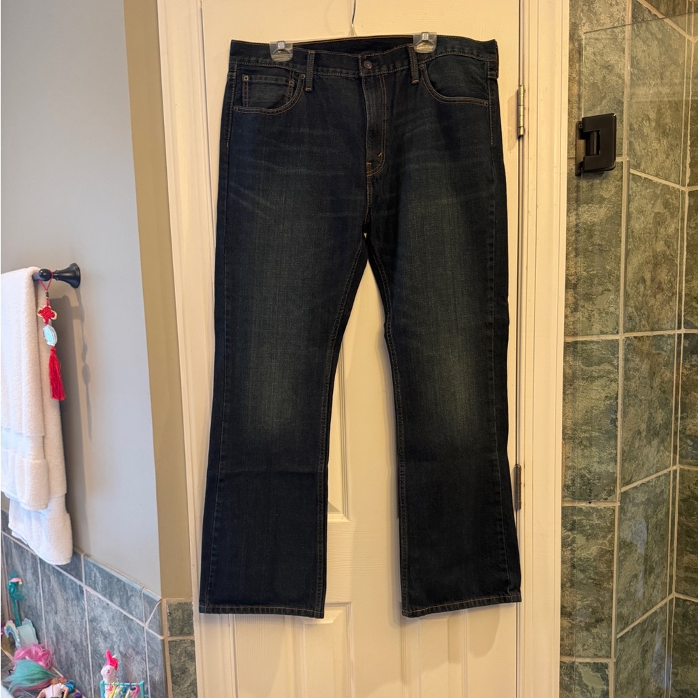 Men's Levi Blue Jeans